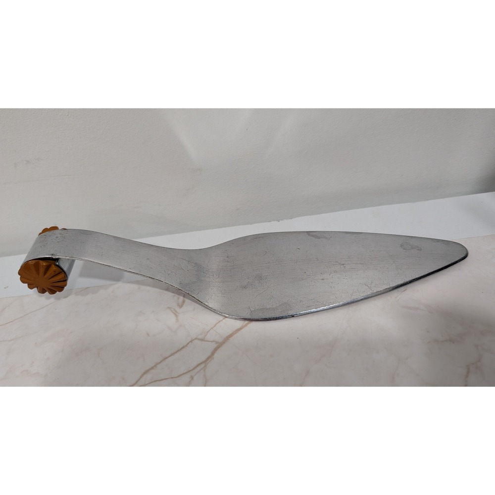 Vintage Chase USA Art Deco Chrome Pie Cake Server Centaur Logo Walter Von Nessen